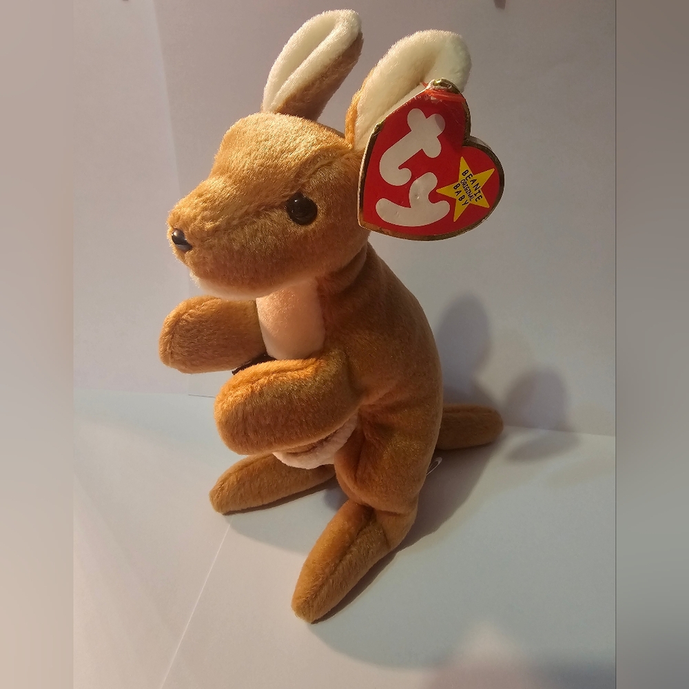 Pouch the kangaroo beanie baby collectible plush 90s stuffed toy animal ty kids